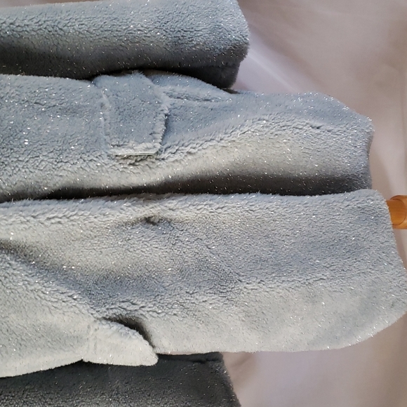 NEW BCBGeneration Cozy Faux Fur Coat - Picture 3 of 9